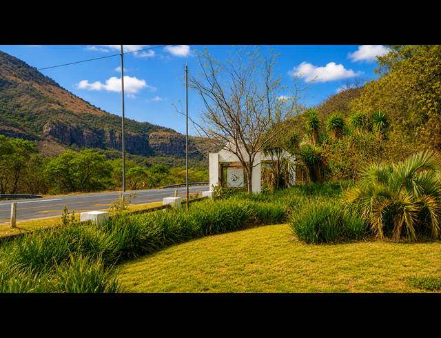 28HA SMALLHOLDING FOR SALE IN EMGWENYA